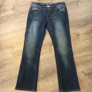 Canyon River Blues Jeans Womens Size 10 Boot Cut Dark Wash Low Rise Y2K 2000s